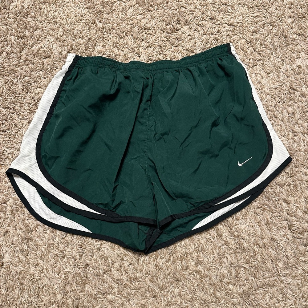 nike tempo shorts XL